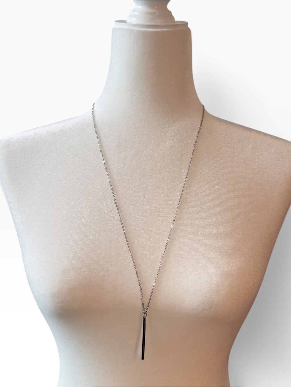 Minimalist Silver Bar Pendant Necklace - Silver